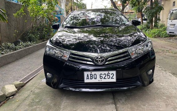 Selling Black Toyota Altis 2016 in Quezon City-6