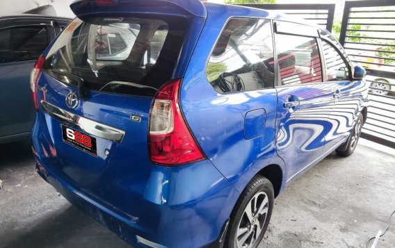 Selling Blue Toyota Avanza 2018 in Quezon-5