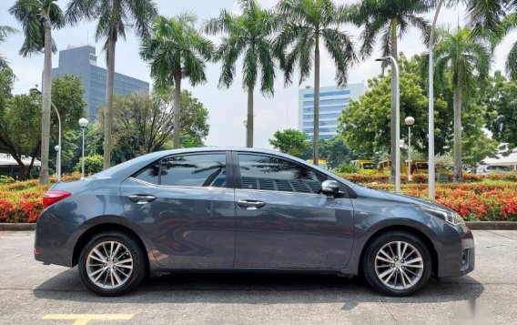 Grey Toyota Corolla Altis 2014 for sale in Automatic-2