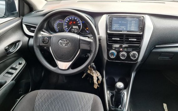 Pearl White Toyota Vios 2021 for sale in Quezon-3