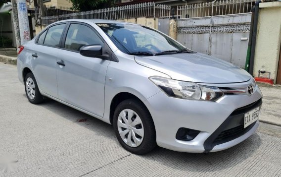 Selling Brightsilver Toyota Vios 2018 in Quezon-2