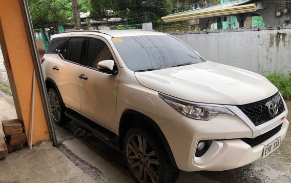 Selling Pearl White Toyota Fortuner 2016 in Bulakan-2