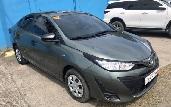 Selling Grey Toyota Vios 2019 in Manila-2