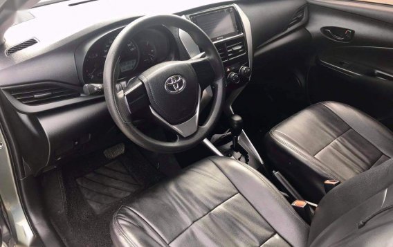 Selling Grey Toyota Vios 2019 in Manila-3
