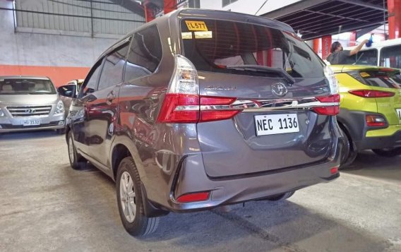 Selling Grey Toyota Avanza 2020 in Quezon City-5
