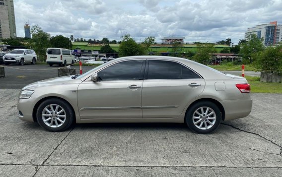Silver Toyota Camry 2011 for sale in Automatic-4