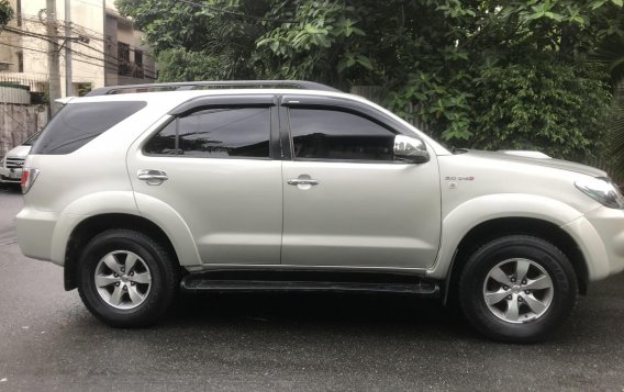 Sell Silver 2007 Toyota Fortuner in Quezon City-9