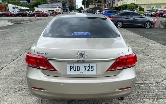 Silver Toyota Camry 2011 for sale in Automatic-8