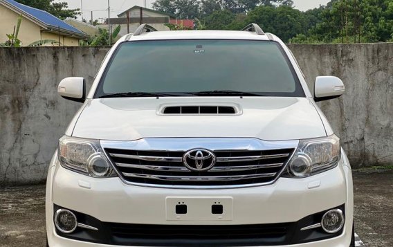 Pearl White Toyota Fortuner 2015 for sale in Balanga-1