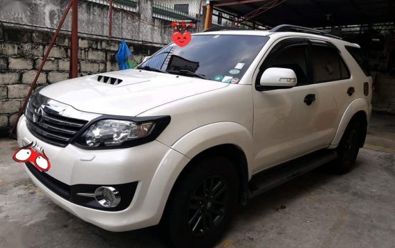 Pearl White Toyota Fortuner 2015 for sale in Paranaque
