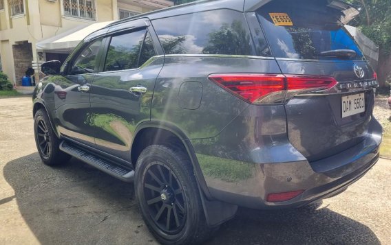 Sell Grey 2019 Toyota Fortuner in Malabon-3