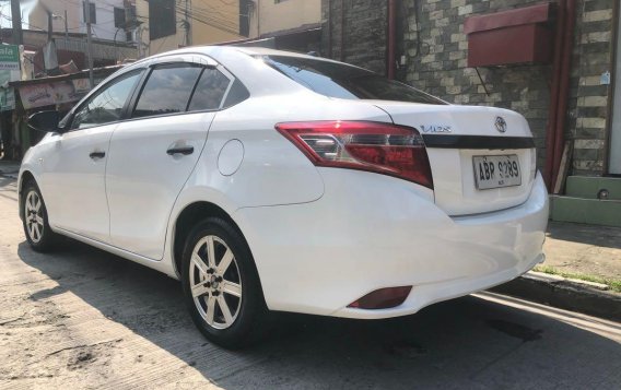 Pearl White Toyota Vios 2016 for sale in Manual-1
