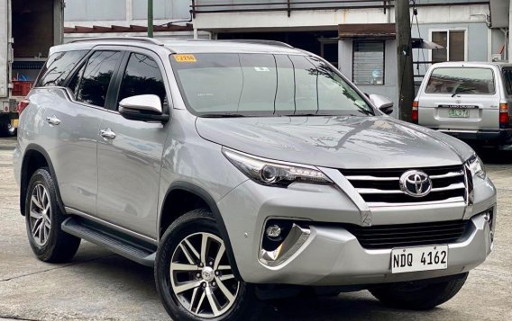 Selling Silver Toyota Fortuner 2019 in Makati