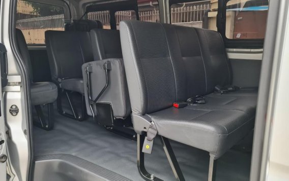 Sell Silver 2019 Toyota Hiace-4