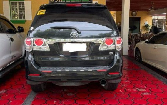 Selling Grayblack Toyota Fortuner 2015 in Guiguinto-3