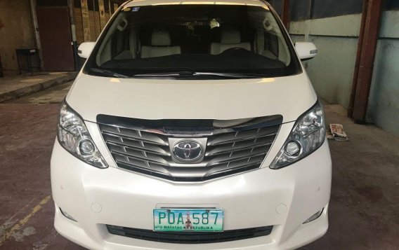 Sell White 2011 Toyota Alphard in Pasig