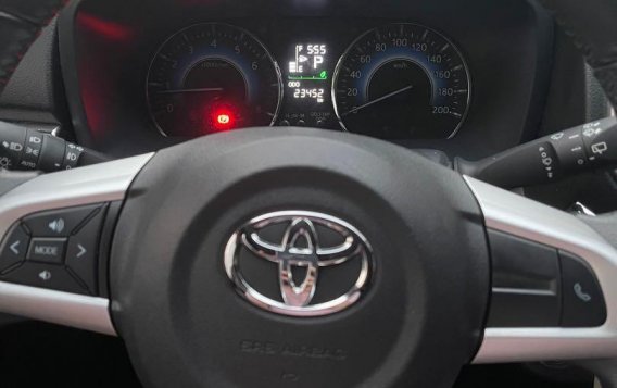 Selling Pearl White Toyota Rush 2019 in Parañaque-7