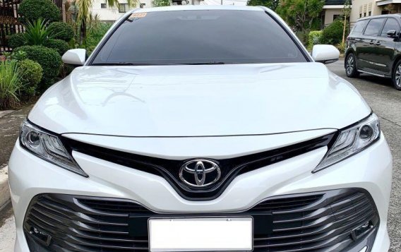 Pearl White Toyota Camry 2020 for sale in Automatic-1