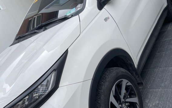 Selling Pearl White Toyota Rush 2019 in Parañaque-2