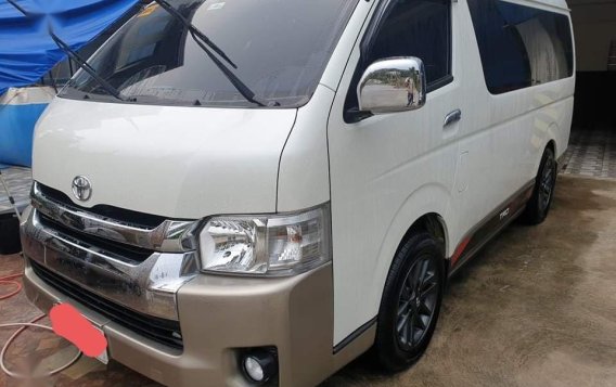 Selling White Toyota Hiace Super Grandia 2016 in Makati-2