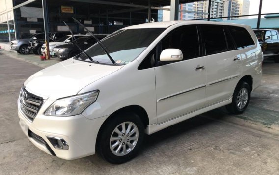 Pearl White Toyota Innova 2015 for sale in Pasig-3