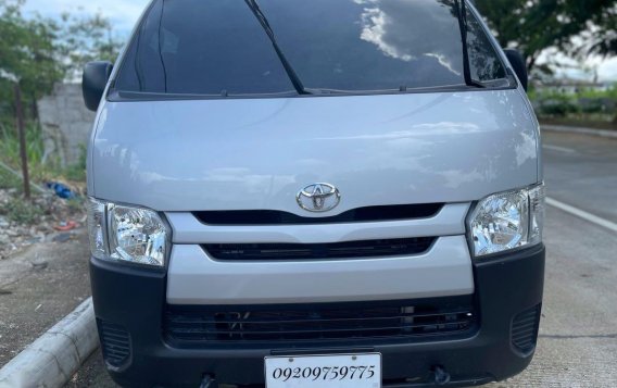 Selling Silver Toyota Hiace 2020 in Quezon City