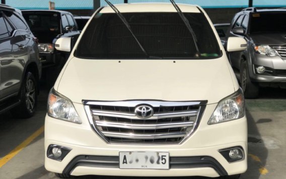 Pearl White Toyota Innova 2015 for sale in Pasig