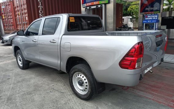Silver Toyota Hilux 2020 for sale in Manual-4