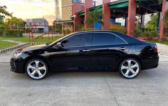 Sell Black 2016 Toyota Camry in Imus-2