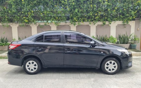 Selling Black Toyota Vios 2017 in Quezon-7