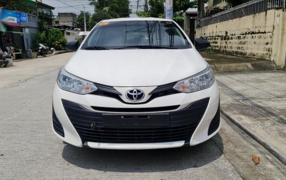 Selling White Toyota Vios 2019 in Quezon-2