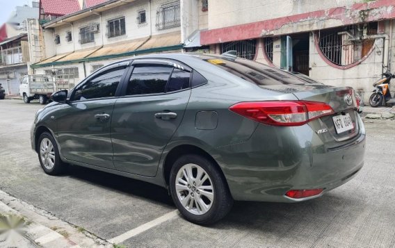 Selling Green Toyota Vios 2021 in Quezon-5