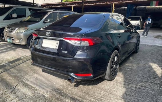 Selling Black Toyota Corolla Altis 2020 in Makati-6