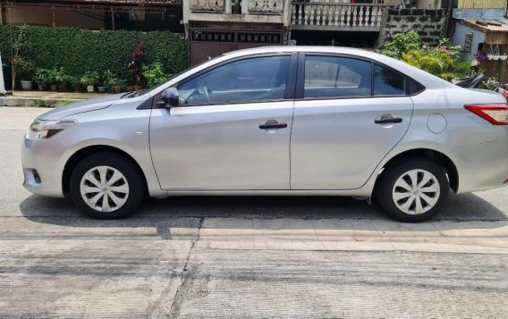 Selling Pearl White Toyota Vios 2018 in Quezon-7