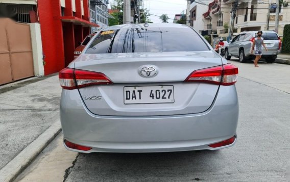 Selling Brightsilver Toyota Vios 2021 in Quezon-6