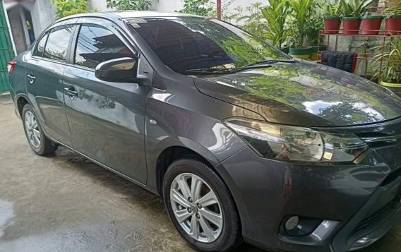 Selling Grey Toyota Vios 2015 in Makati