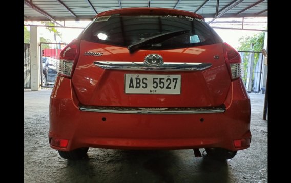 Toyota Yaris 2015 Hatchback at 40000 for sale-3