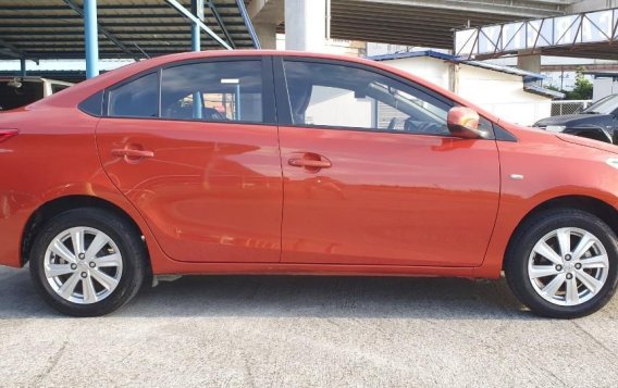 Selling Orange Toyota Vios 2018 in Manila-6