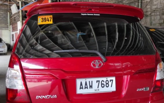 Red Toyota Innova 2014 for sale in Manila-5
