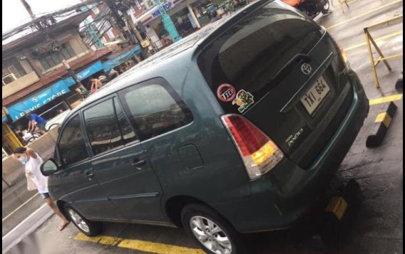 Selling Green Toyota Innova 2011 in Marikina-3