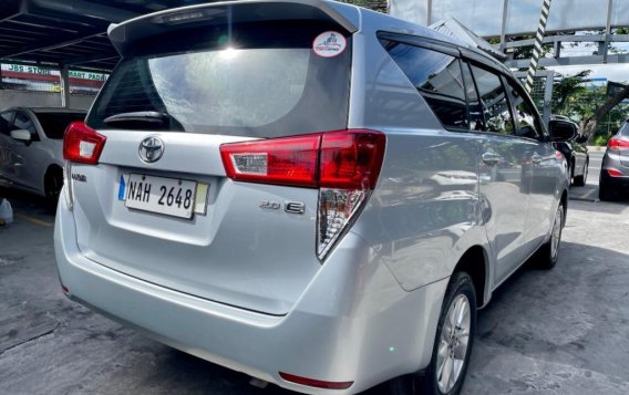 Selling Pearl White Toyota Innova 2017 in Las Piñas-4