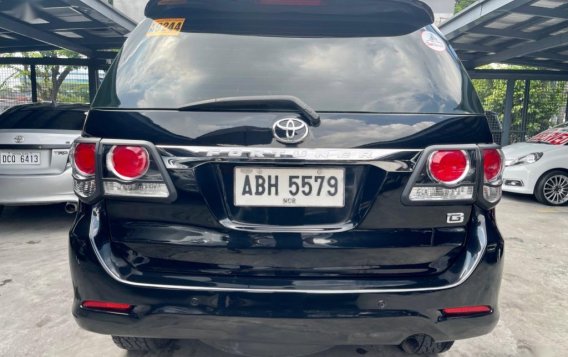 Selling Black Toyota Fortuner 2015 in Las Piñas-5
