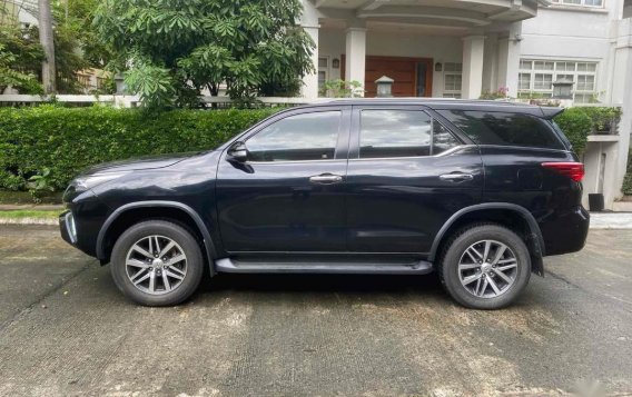 Selling Grayblack Toyota Fortuner 2016 in Quezon