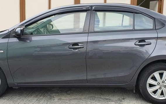Selling Grey Toyota Vios 2015 in Las Piñas-6