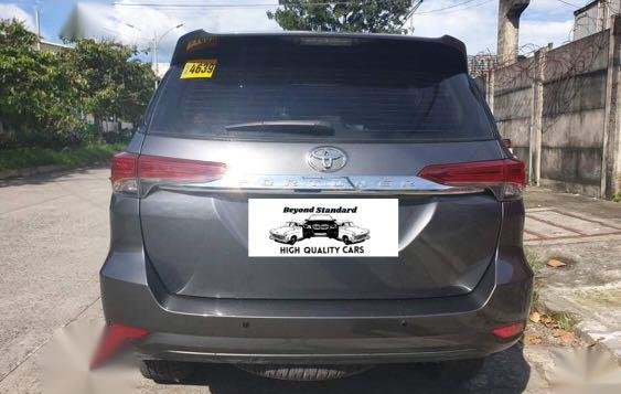 Selling Silver Toyota Fortuner 2017 in Quezon-5