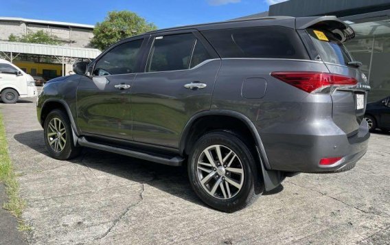 Silver Toyota Fortuner 2019 for sale in Pasig-9