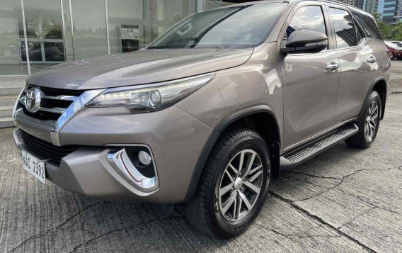 Selling Silver Toyota Fortuner 2017 in Pasig