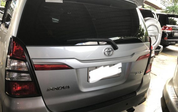 Selling Brightsilver Toyota Innova 2016 in Pasig-3