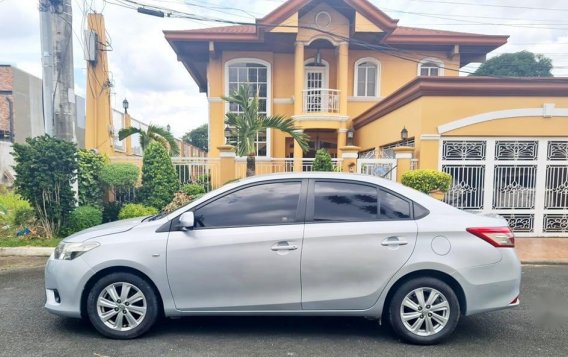 Brightsilver Toyota Vios 2013 for sale in Quezon-1