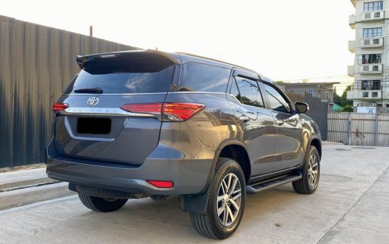 Selling Grey Toyota Fortuner 2017 in Cainta-2